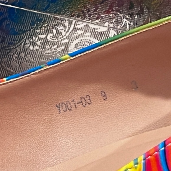 Aachcol Vibrant Multicolor Swirl Women's Heels - Picture 6 of 9